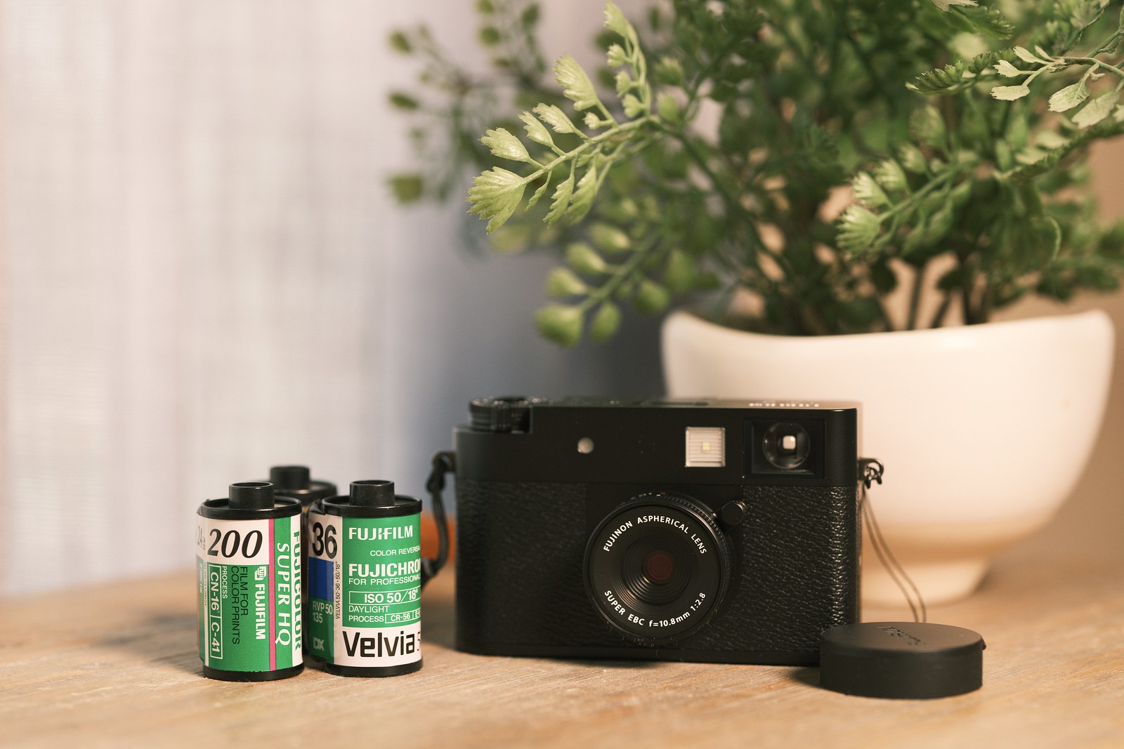 Review: Fujifilm X Half — A Unique Camera | FUJI X WEEKLY