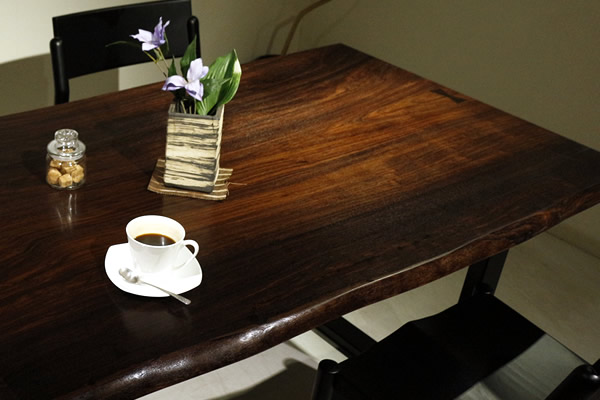 無垢一枚板作品紹介】ローズウッド一枚板ダイニングテーブル | 近藤