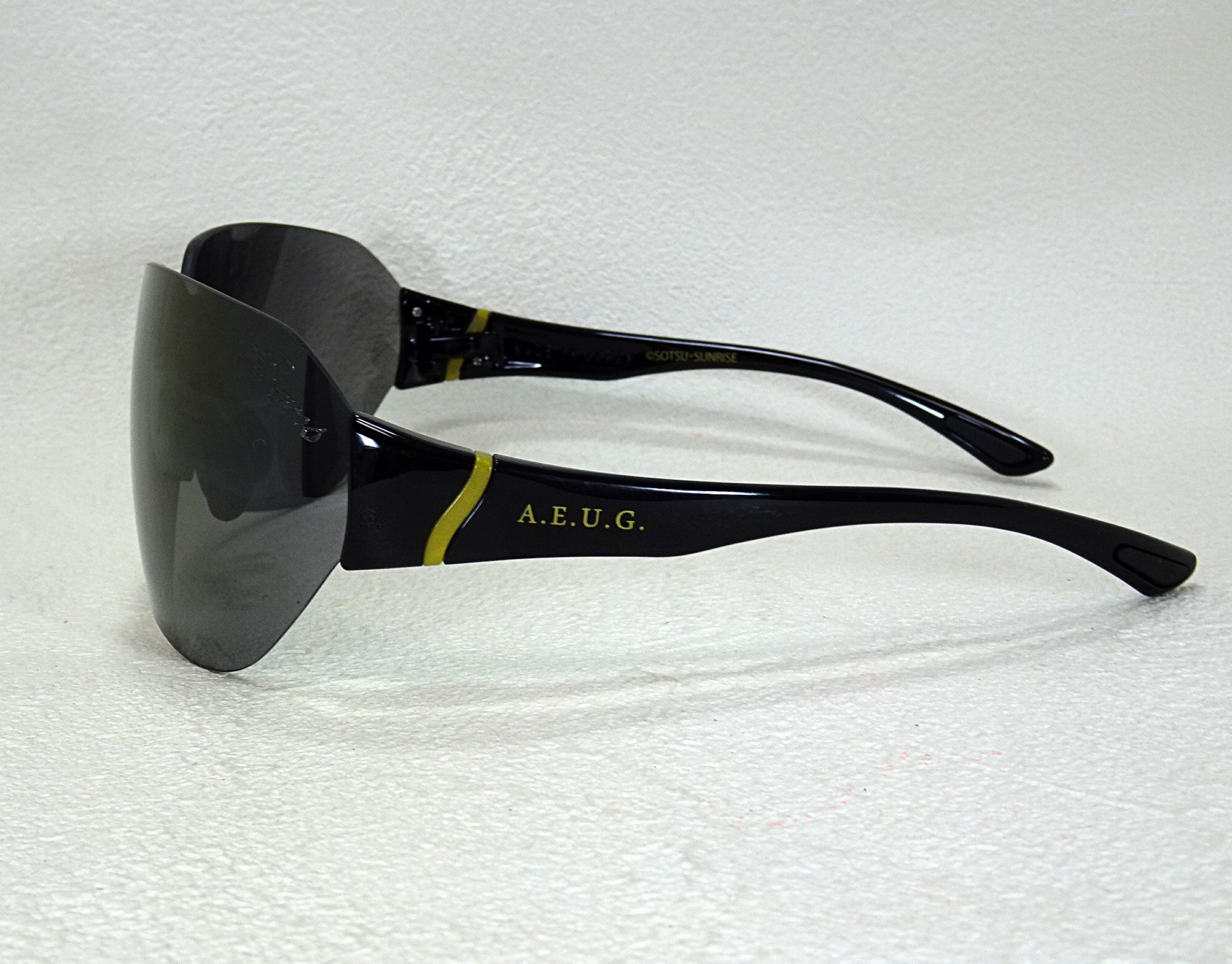 SWANS×STRICT-G サングラス クワトロ・バジーナモデル | ガンダム中心