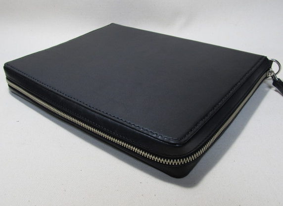 B5-26穴バインダーラウンドファスナー黒革 1803061 | 革工房ノーツ