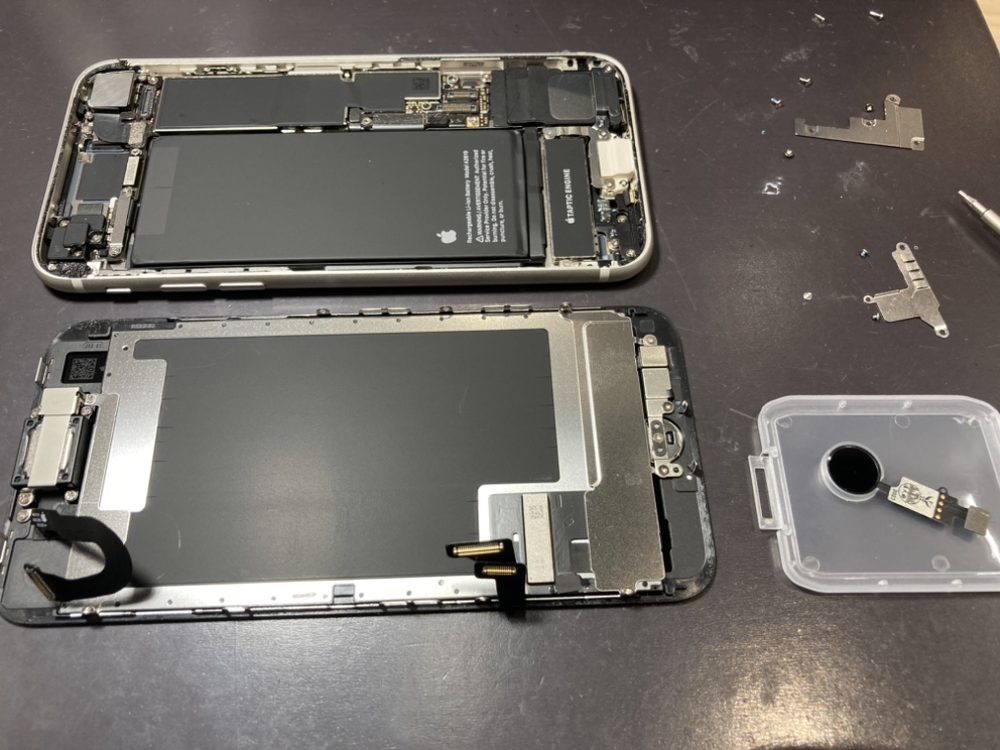 iPhone SE (第3世代) ホームボタン不具合からの画面交換修理【鹿児島市