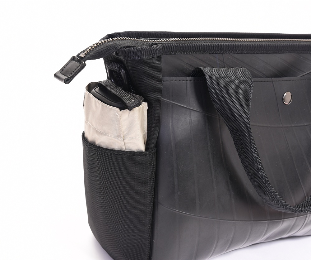 SEAL表参道本店ブログ】オンラインストアよりも数日早く店舗にて販売