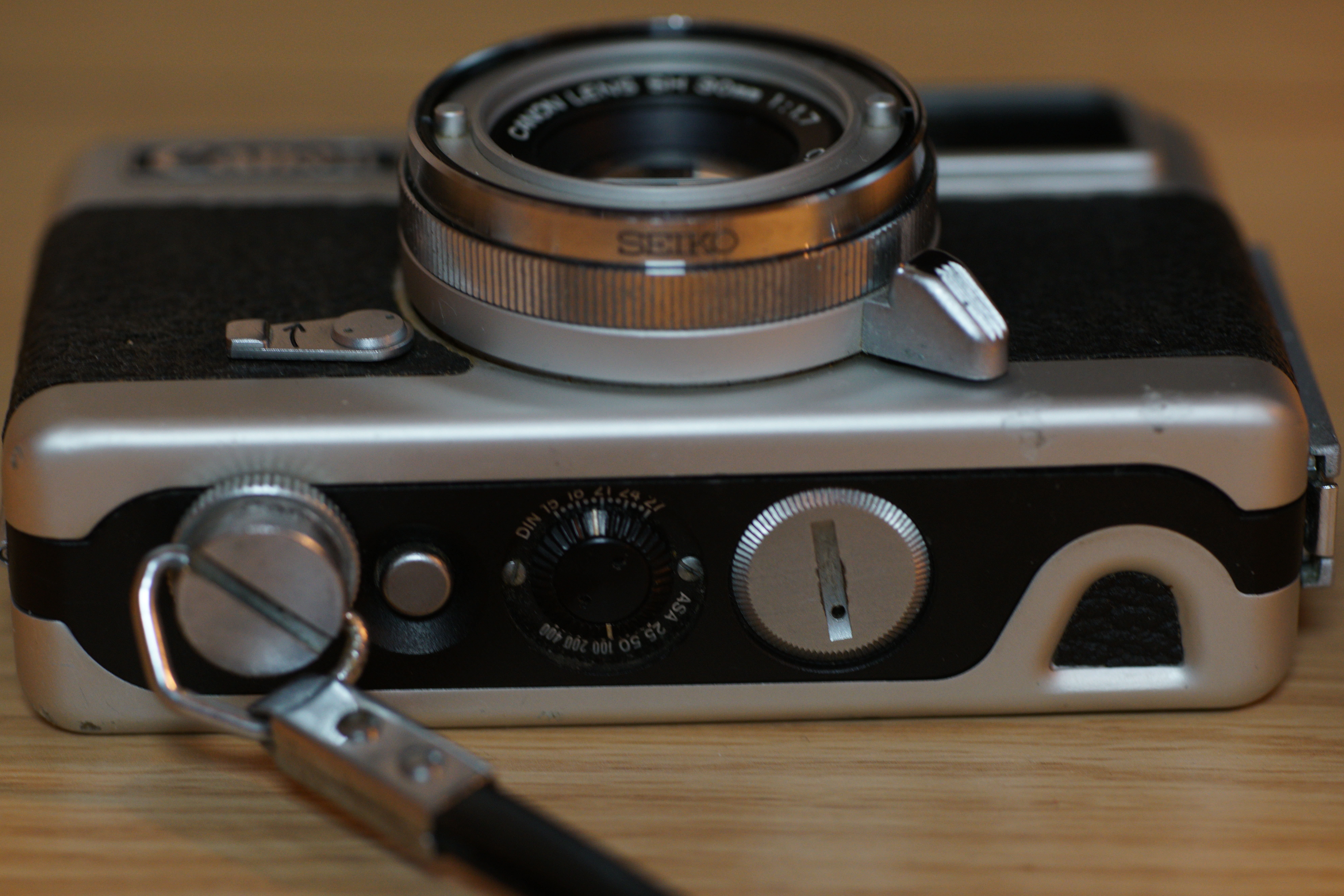 優秀なハーフカメラ Canon Demi EE17 | すぱ・ぼちぼち写真