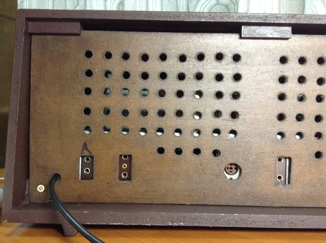 Simonetta」真空管ラジオの外部入力端子を調べてみた | 超入門：真空管