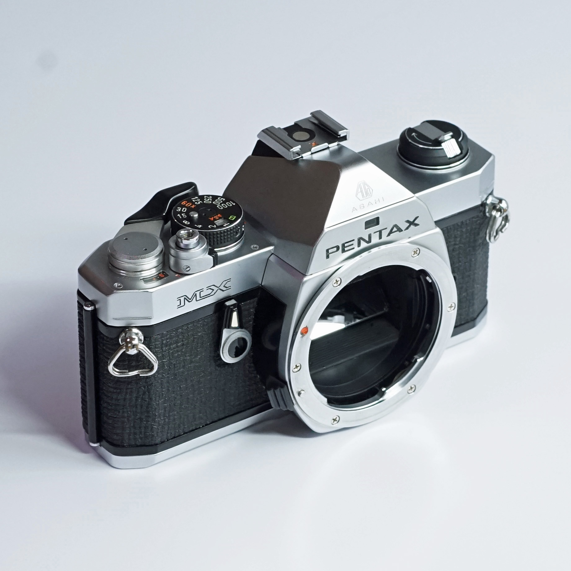 ○[ジャンク品] ペンタックス Pentax MX 35mm 一眼レフフィルムカメラ