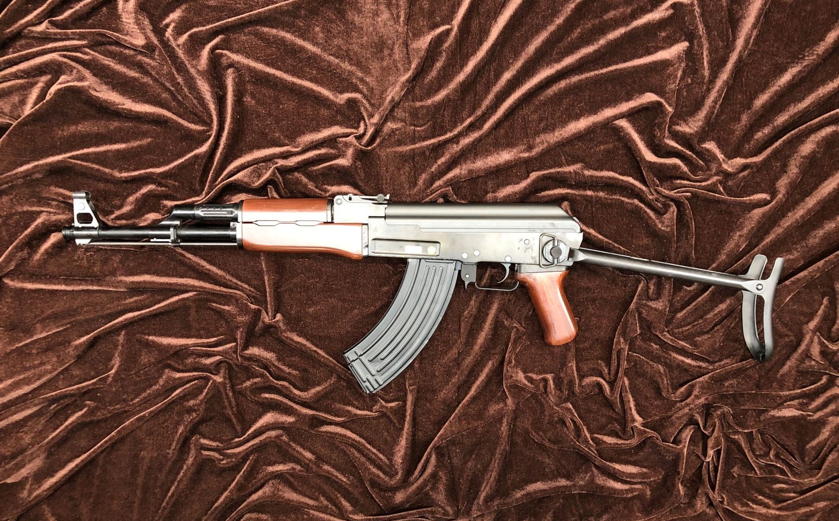 東京マルイ AKS47 次世代電動ガンの修理カスタムをさせて頂きました