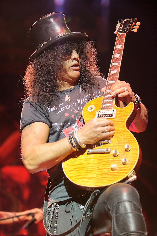 Photos of Guitarist Slash Performing w/ Myles Kennedy 2012