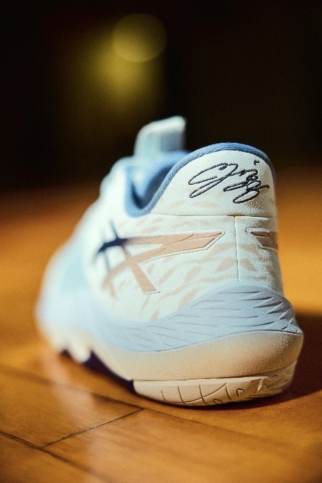 河村勇輝選手×asics アシックスバスケ史上初となるスペシャル