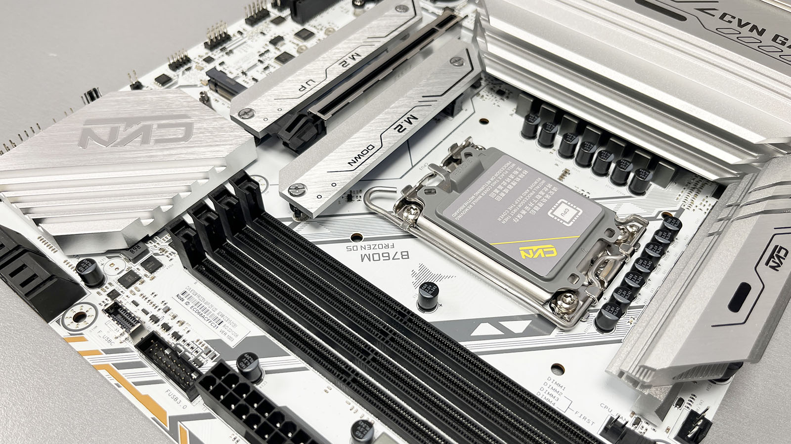 ColorfulB760M_pht1fp.jpg?fit=