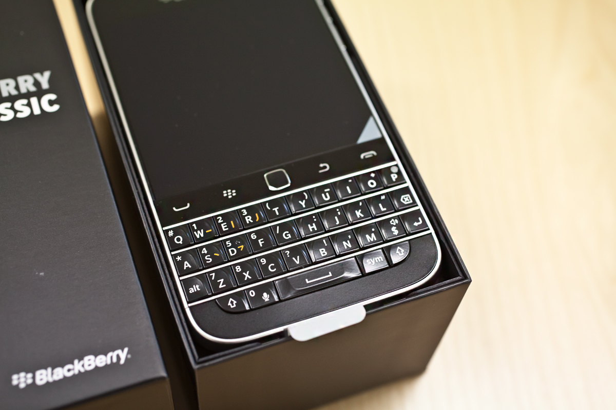 BlackBerry Classic, the long-awaited BlackBerry fan, has arrived