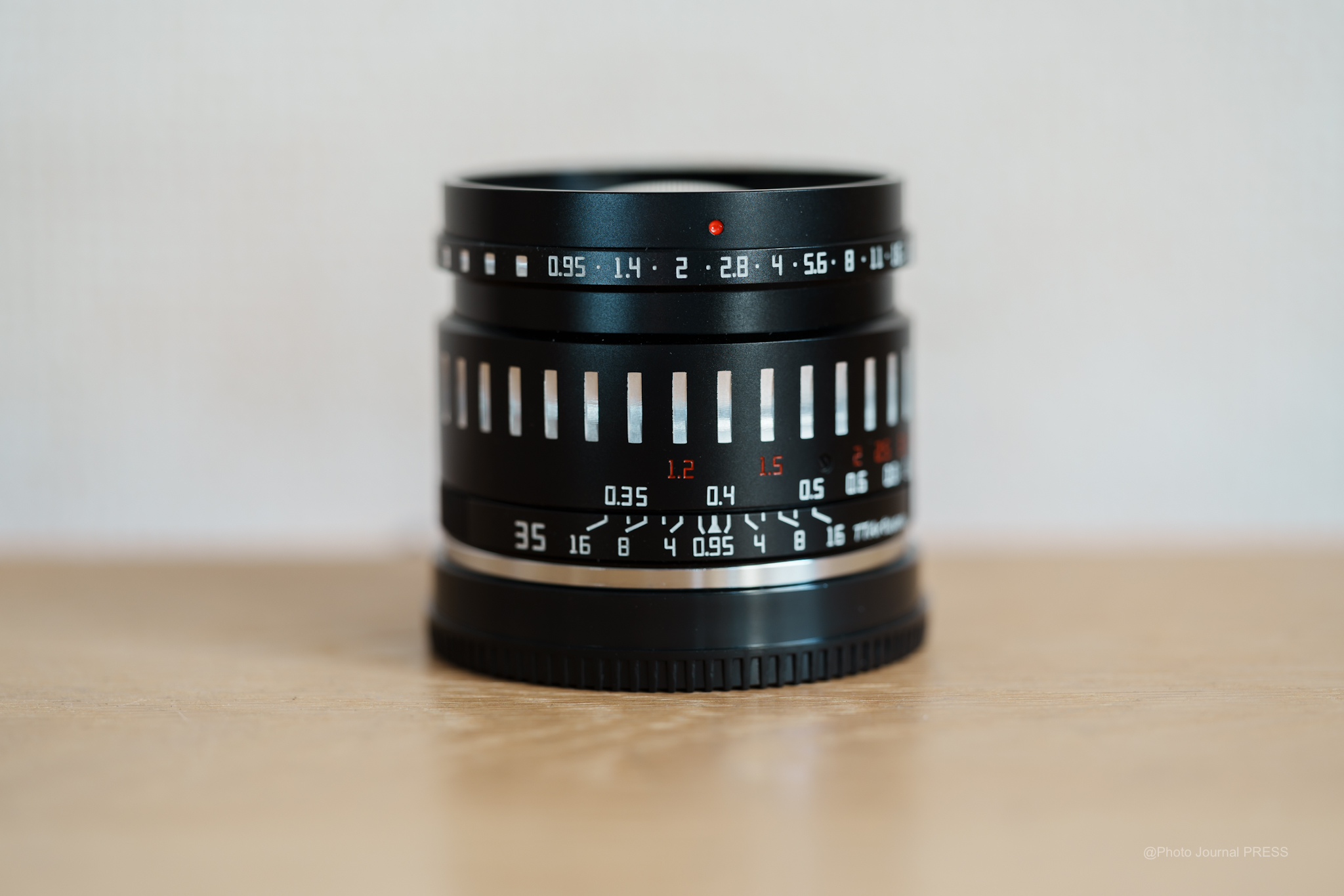 TTArtisan 35mm F0.95 レビュー// APS-C用 の明るくて大きなボケが得