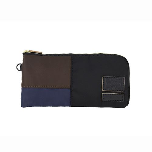 マルニ×ポーター」コラボバッグ第4弾に新色ネイビーが登場