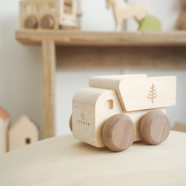 アイコニー オルゴールトラック (IKONIH MUSIC TRUCK)｜アイコニー