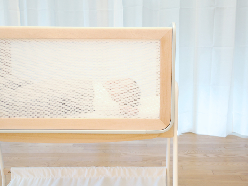 yamatoyaの「寝かせたまま移動可能なベビーベッド」がオススメな理由