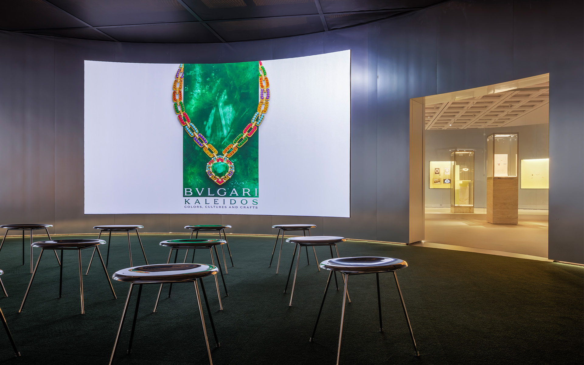 国立新美術館「ブルガリ カレイドス 色彩・文化・技巧」展 / BVLGARI