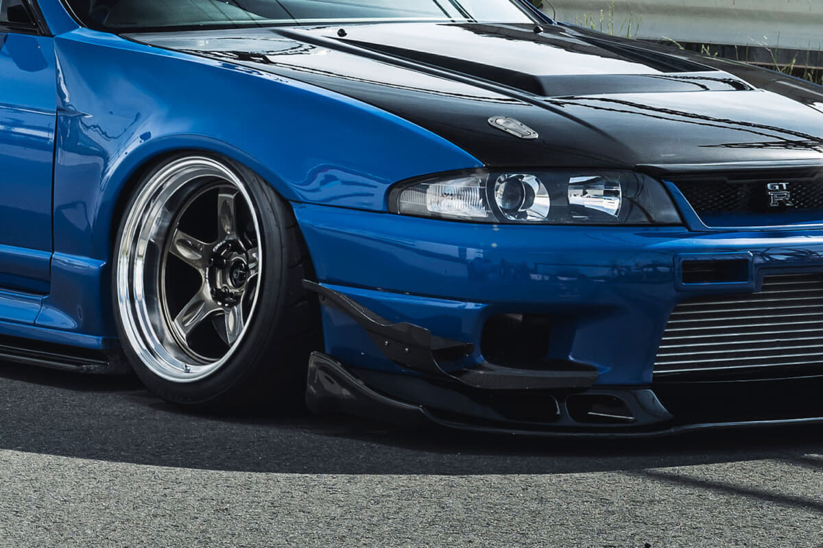 RAYS」の名作を受け継ぐ「21A」＆「21C」の限定カラー「spec-SR」が