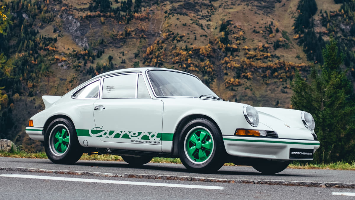 ミニカーの値段も凄いぞポルシェ！ 「世界限定99個」1/8スケール