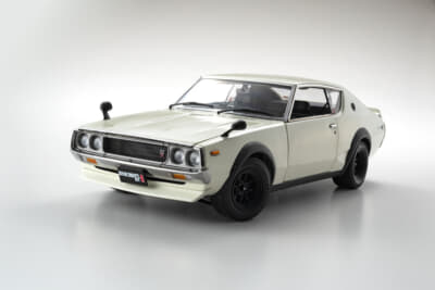 12年振りのバージョンアップ！ 京商から1/18スケールの日産
