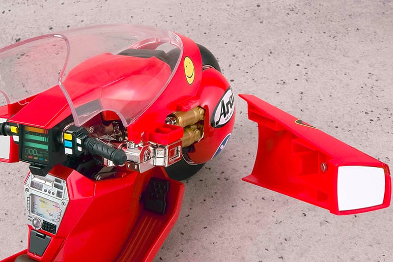 AKIRA』の金田バイクを再現したフィギュアが11年ぶりに再販 | Hypebeast.JP