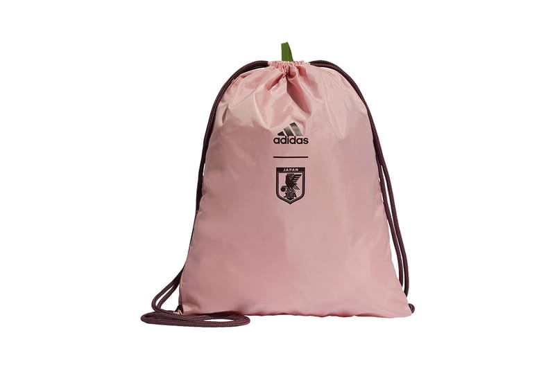 アディダスがNIGOデザインのサッカー日本代表ウェアを発売 | Hypebeast.JP