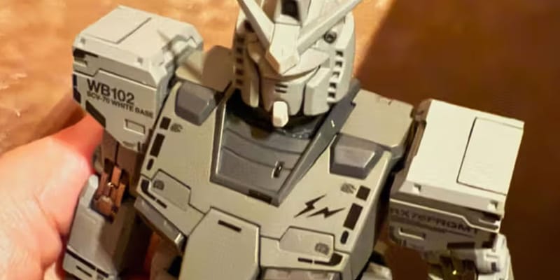 フラグメントデザインx機動戦士ガンダムにRX-78のガンプラが登場