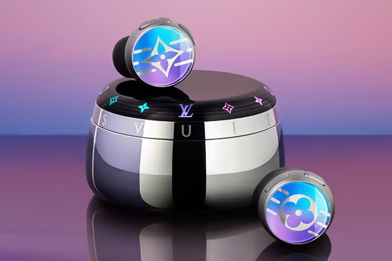 Louis Vuitton Horizon Light-Up Earphones | Hypebeast