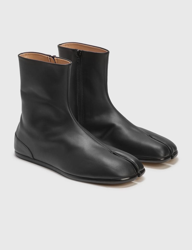Maison Margiela - Tabi Flat Ankle Boots | HBX