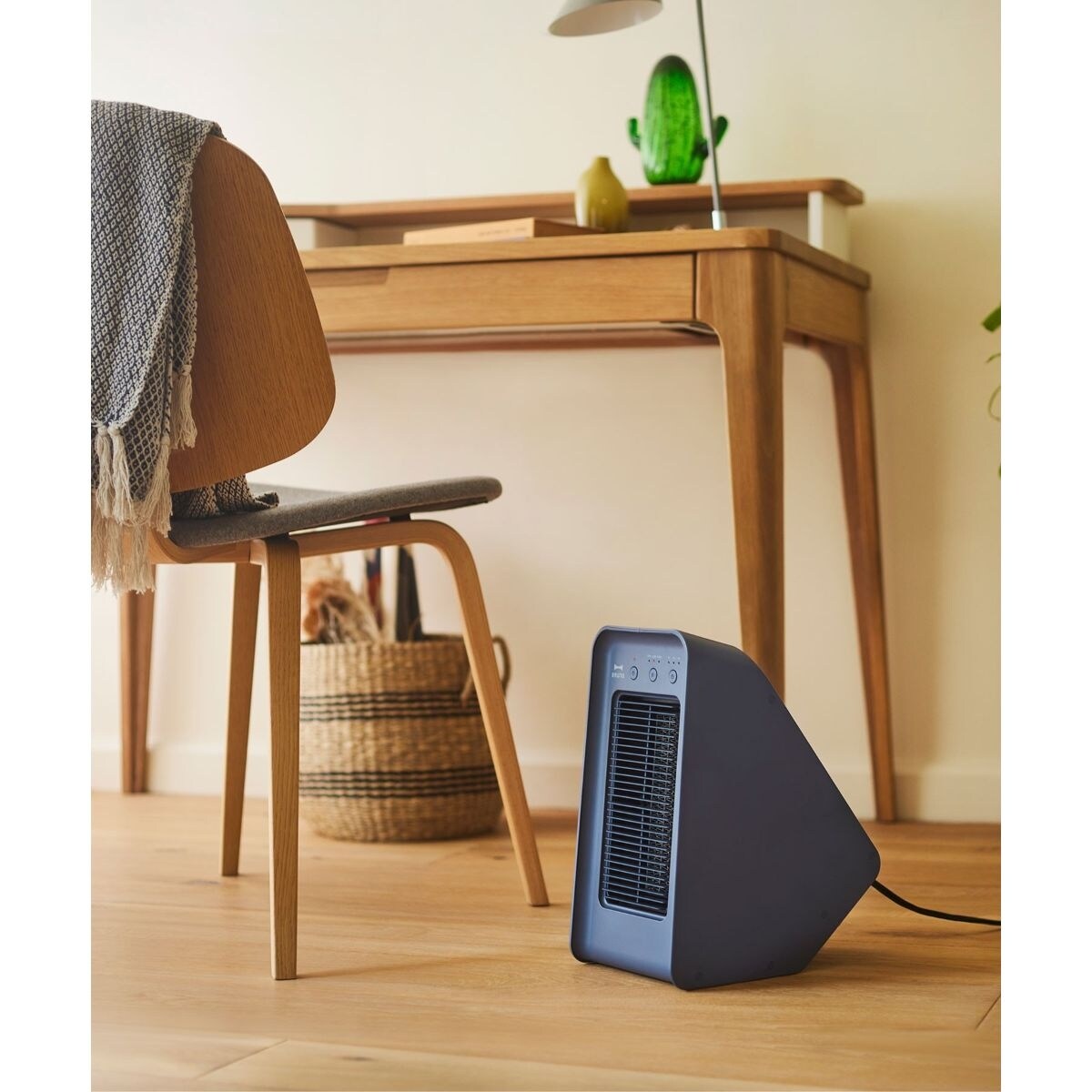 BRUNO ブルーノ 2アングル セラミックファンヒーター BOE101 電気