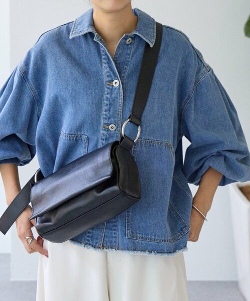 本革》レザーボディバッグ （ショルダーバッグ）｜BEARDSLEY