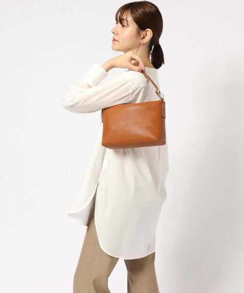 ミニマ】レザーショルダーバッグ M 2WAY 本革（商品番号：P25-33001