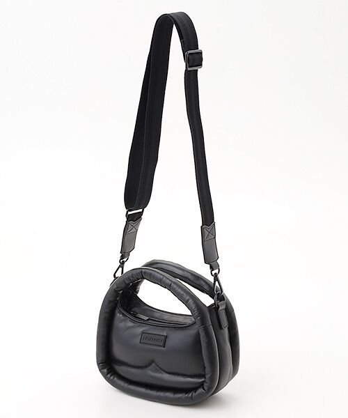 レザー フレームド ミニ ホーボー クロスボディ （ショルダーバッグ