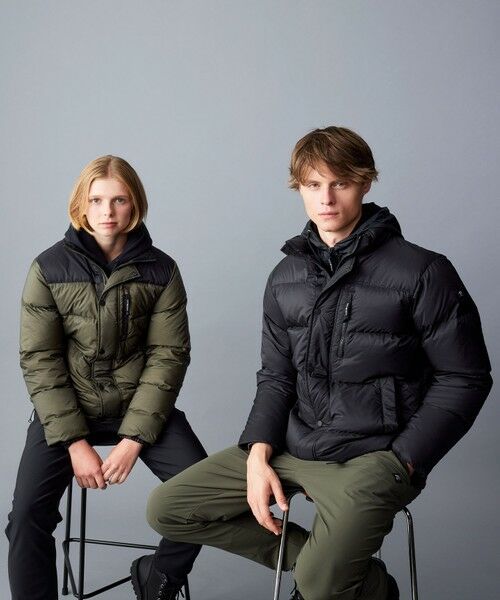 セール】 【軽量/撥水/7ポケット/INフード】ナイロンリップ ダウン