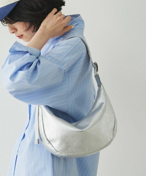 ソフトレザーラウンドショルダーバッグ［silver］ （ショルダーバッグ