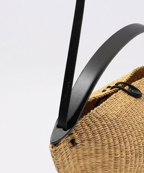 セール】 INES BRESSAND MEDIUME WALNUT ショルダーバッグ （かご