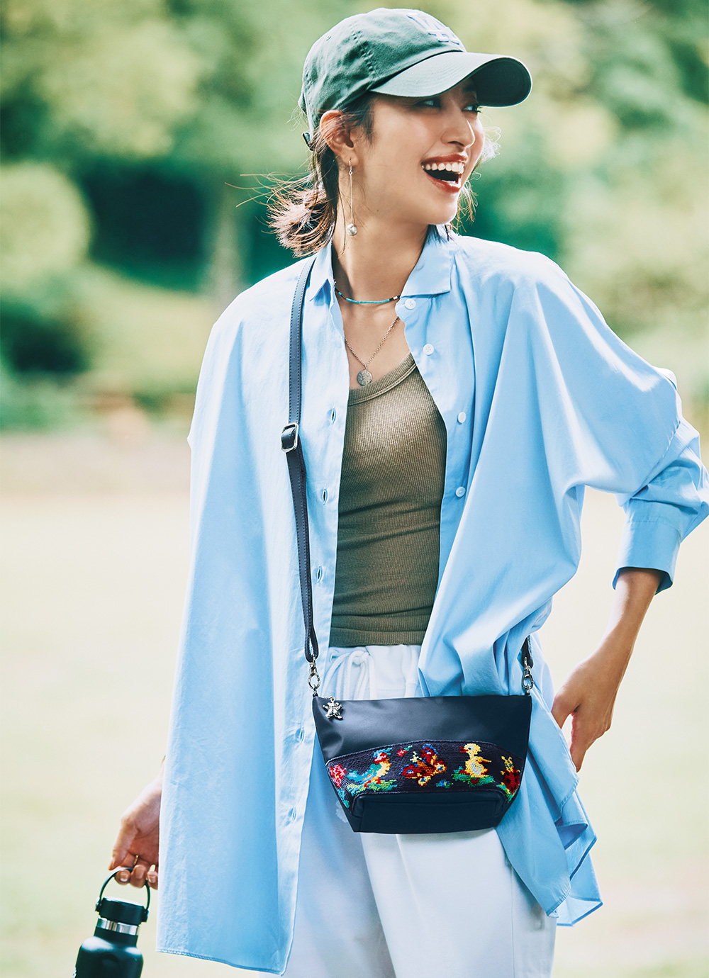 今度の【フェイラー×VERY】コラボはA4トートとミニショルダーバッグ | VERY