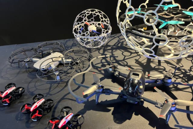 島根・江津・ドローン】全天候対応＜国内最大級＞屋内型ドローン飛行