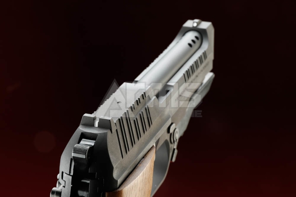 最新のスタイルに進化したM93Rが登場「KSC M93RⅡフトゥーロヘビー