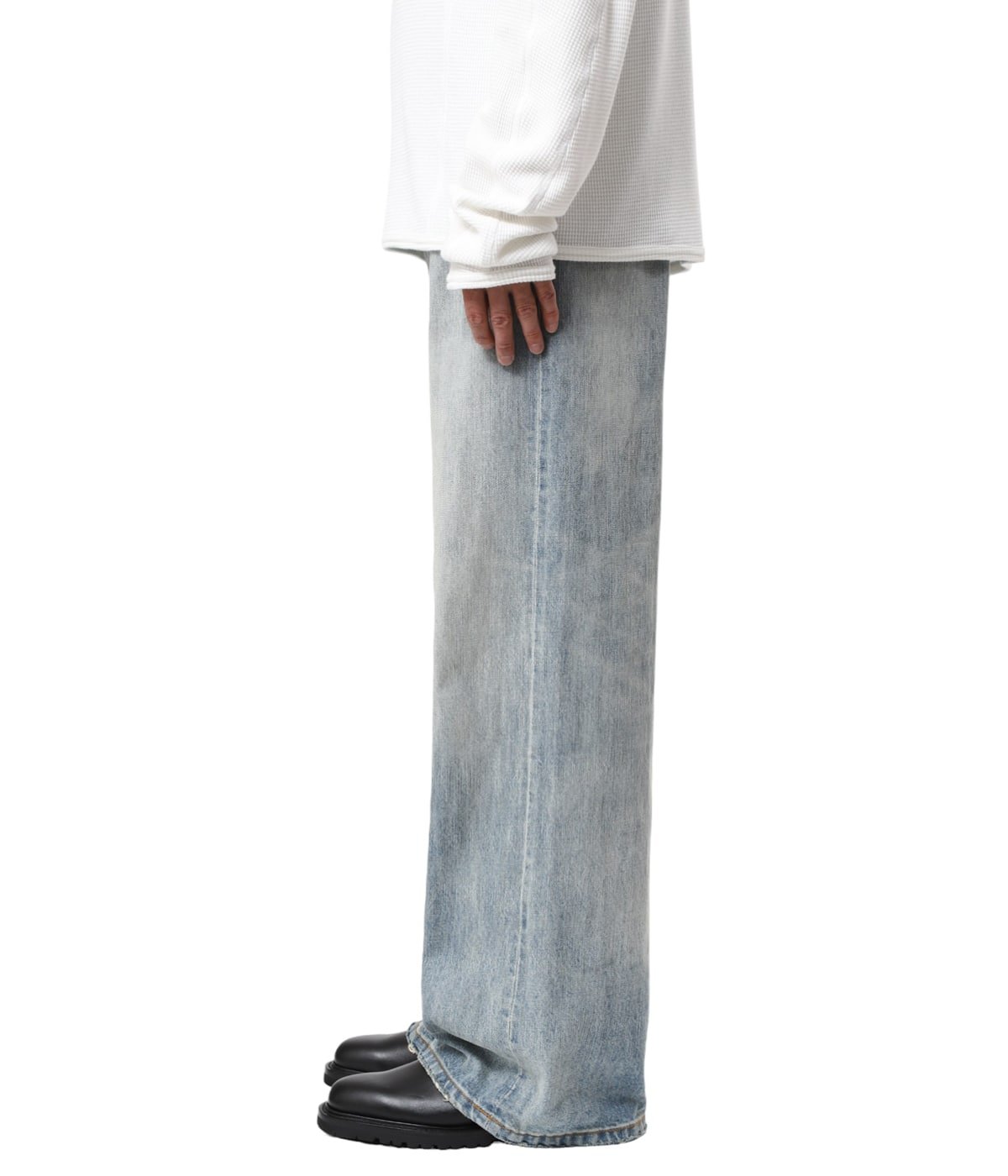 Light-Wash Japanese Baggy Denim | NO MAINTENANCE(ノーメンテナンス