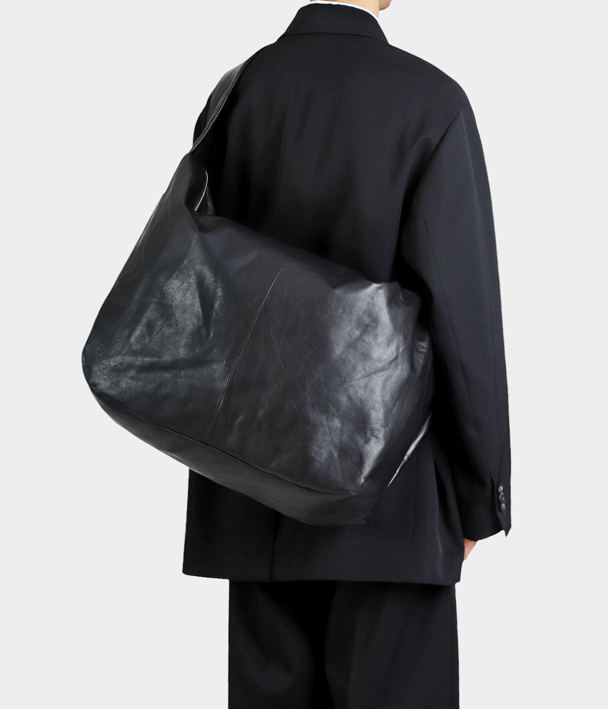 SHIRRING HANDLE LEATHER SHOULDER BAG | ssstein(シュタイン