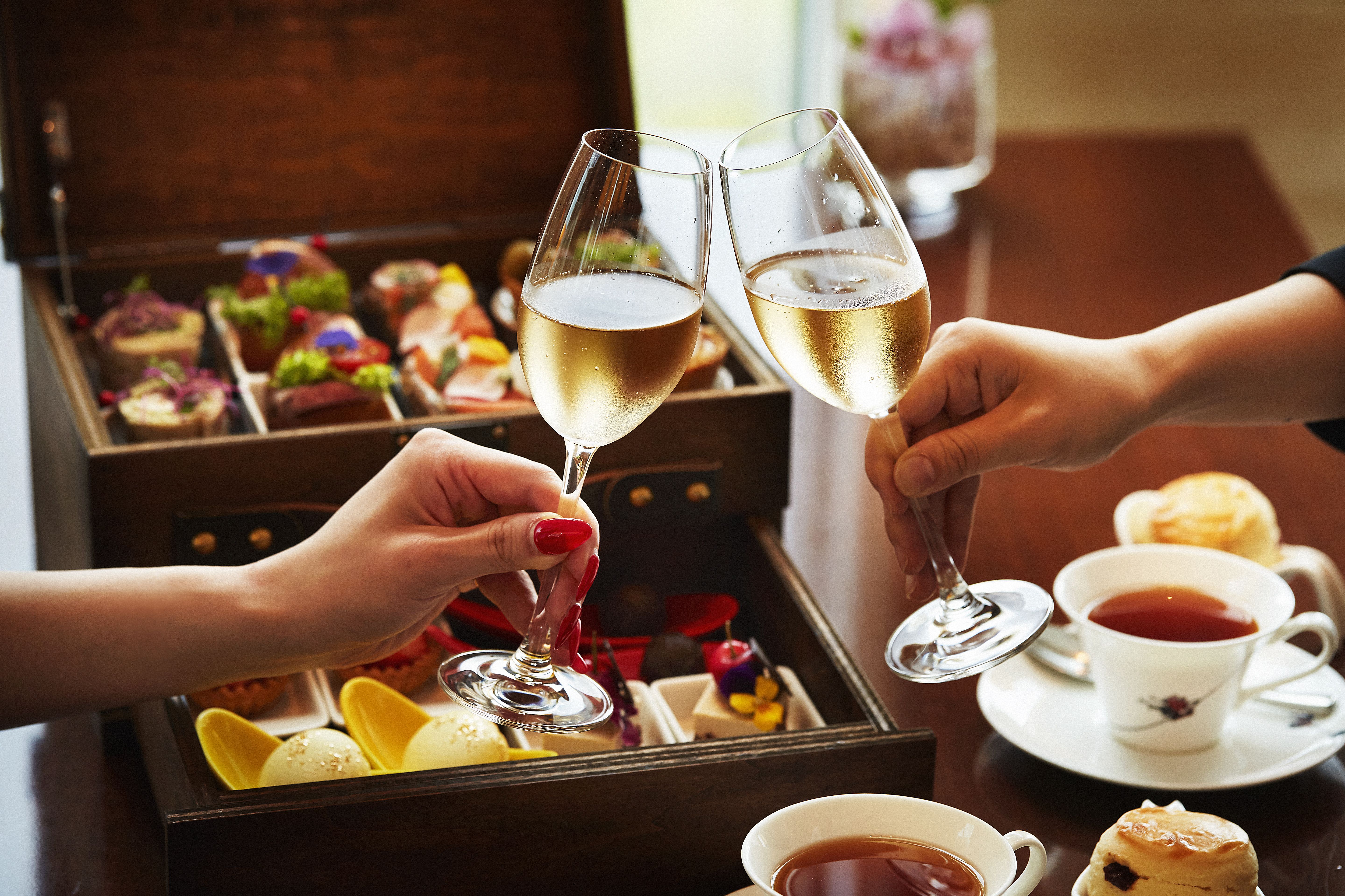 ラウンジ「3-60 （スリーシクスティ）」 - インターコンチネンタル