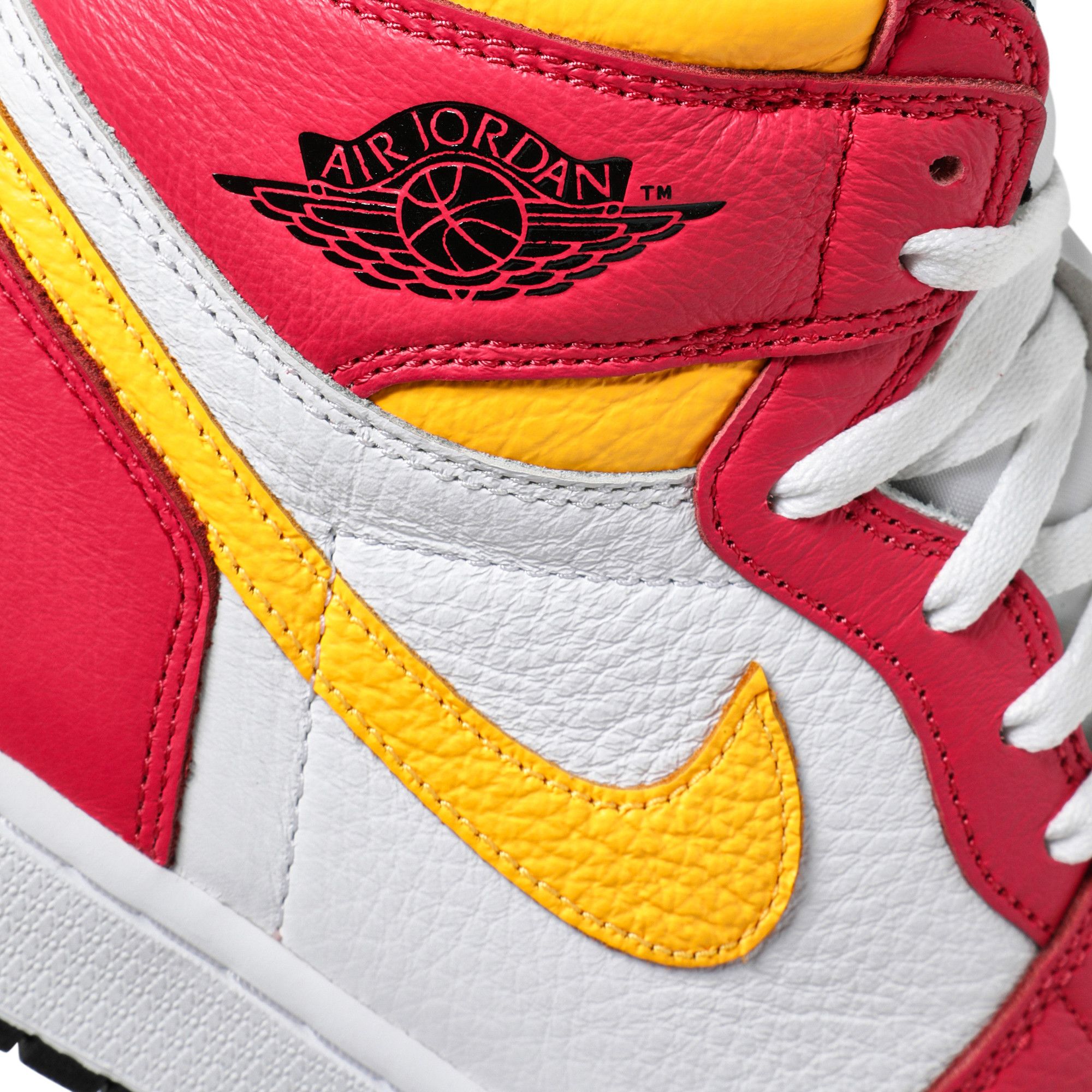 Buy Air Jordan 1 Retro High OG 'Light Fusion Red' - 555088 603 | GOAT