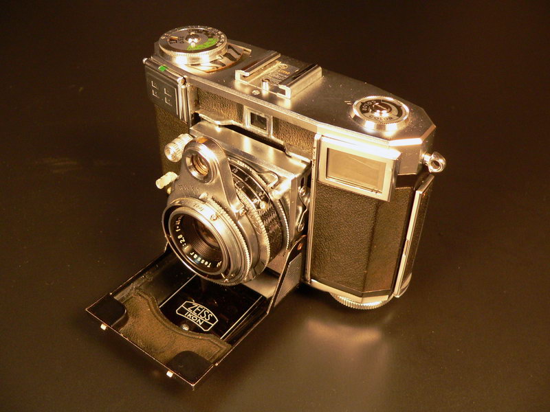 完成された「原点」、ZEISS IKON CONTESSA 35：-コデラ的-Slow-Life