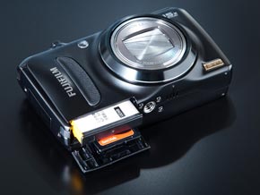 新発想CCDによるスピーディなAF――富士フイルム「FinePix F300EXR