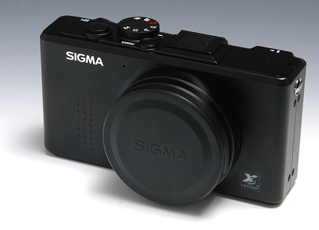 超高画質を求める人向けの個性派デジカメ――シグマ「DP1」：レビュー（1
