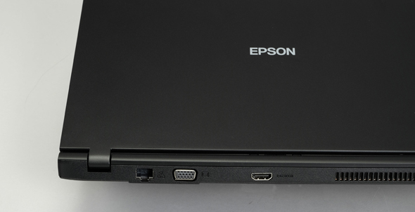 ビジネスに求める“リアルモバイルPC”の条件とは――エプソンダイレクト