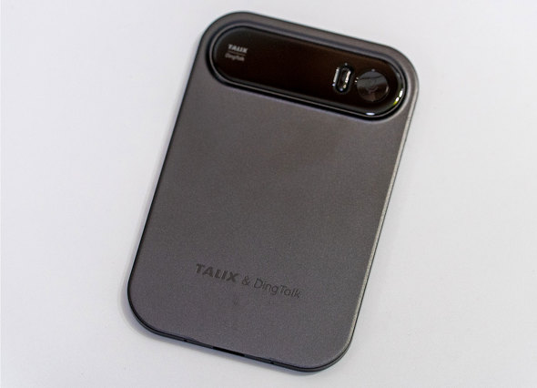 PLAUDやNottaのライバルとなるか？ 画面付きでUSB Type-C直挿しできる