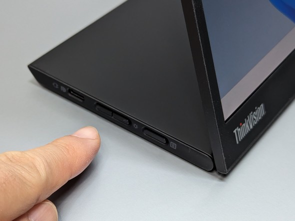 レノボの「ThinkVision M14d」は2240×1400ピクセル対応でノートPCへの