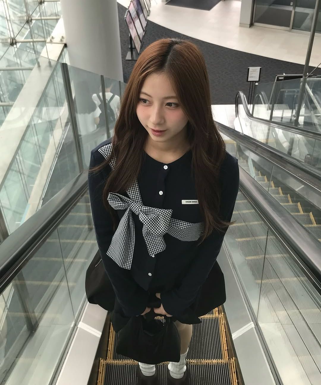 MUSINSA公式 | CRANK リボンタイドニットカーディガン_ネイビー