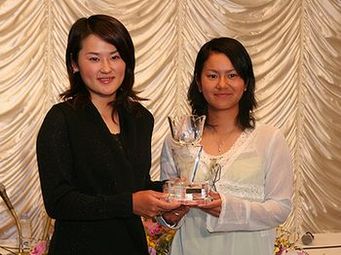 女子ゴルフ＞宮里藍、北田瑠衣がW杯の優勝報告 - ライブドアニュース