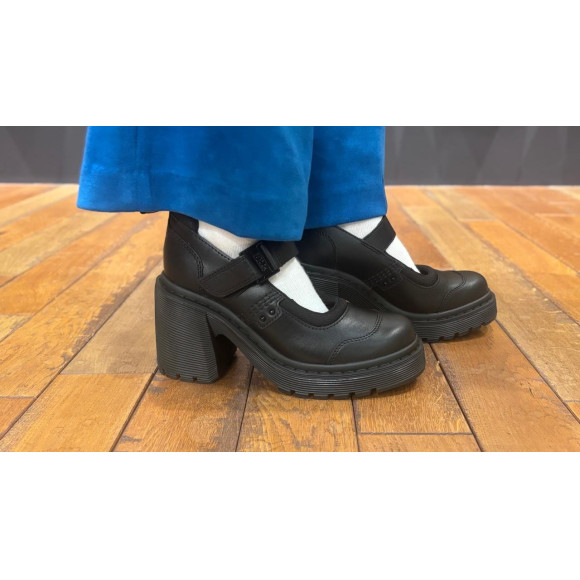 Dr.Martens 新作 EVIEE TECH MONO メリージェーン シューズ | ドクター